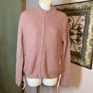 Adorable Allegro Gold rose colored zip up cardigan with lace up detailing Sz S